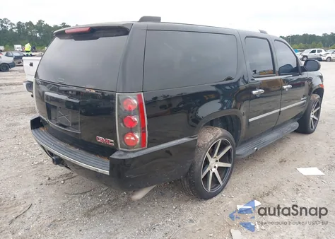 2010 GMC Yukon Xl 1500 Denali из США, поврежденный, VIN 1GKUKMEF4AR181847
